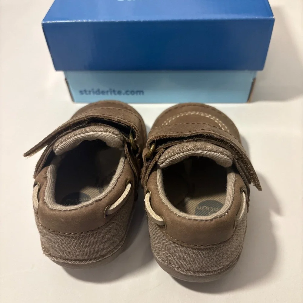 Stride Rite NEW w Box 3.5W Brown Sm Wally Loafer‎ Boat Shoes Hook & Loop